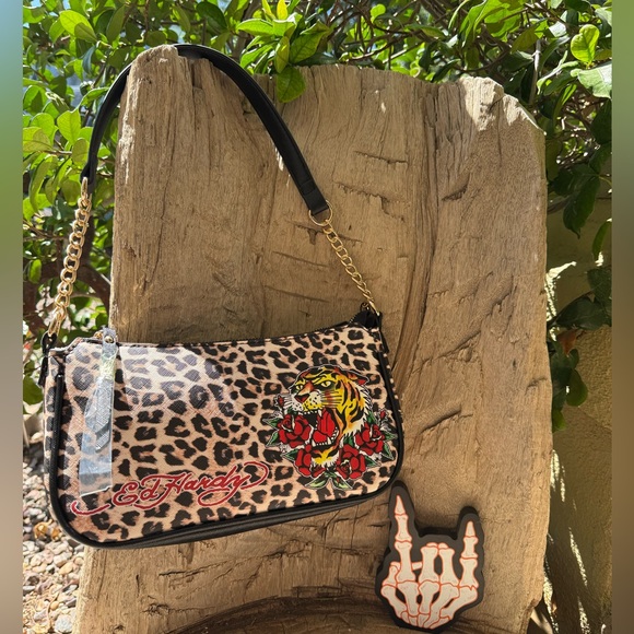 Ed Hardy Leopard Tiger Pattern Vegan  Crossbody Shoulder Bag - Picture 1 of 16